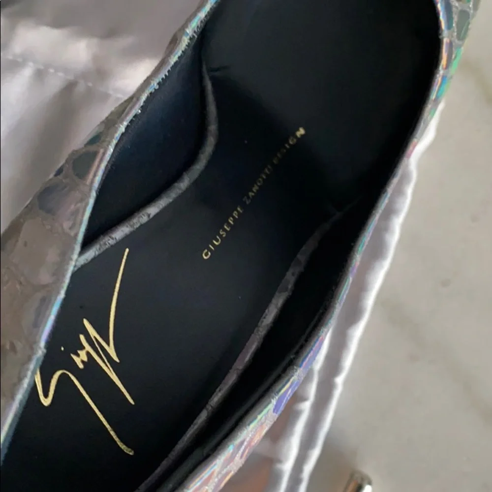 Giuseppe Zanotti RARE Mirrored Leather Silver Pumps